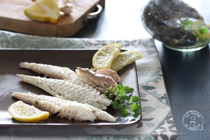Sea Bream in Jar Cooking