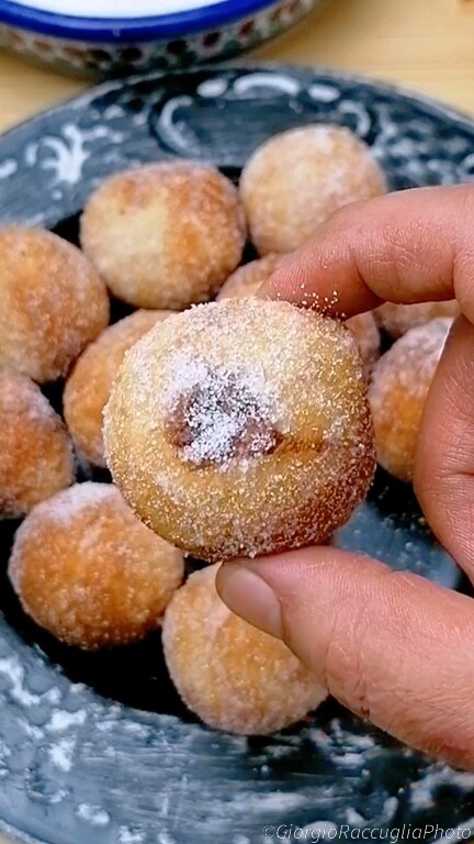 zeppole with pizza dough