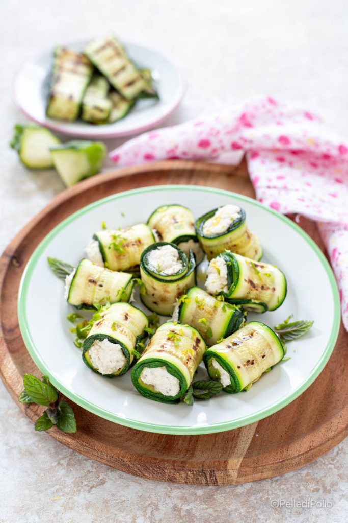 grilled zucchini rolls with tuna