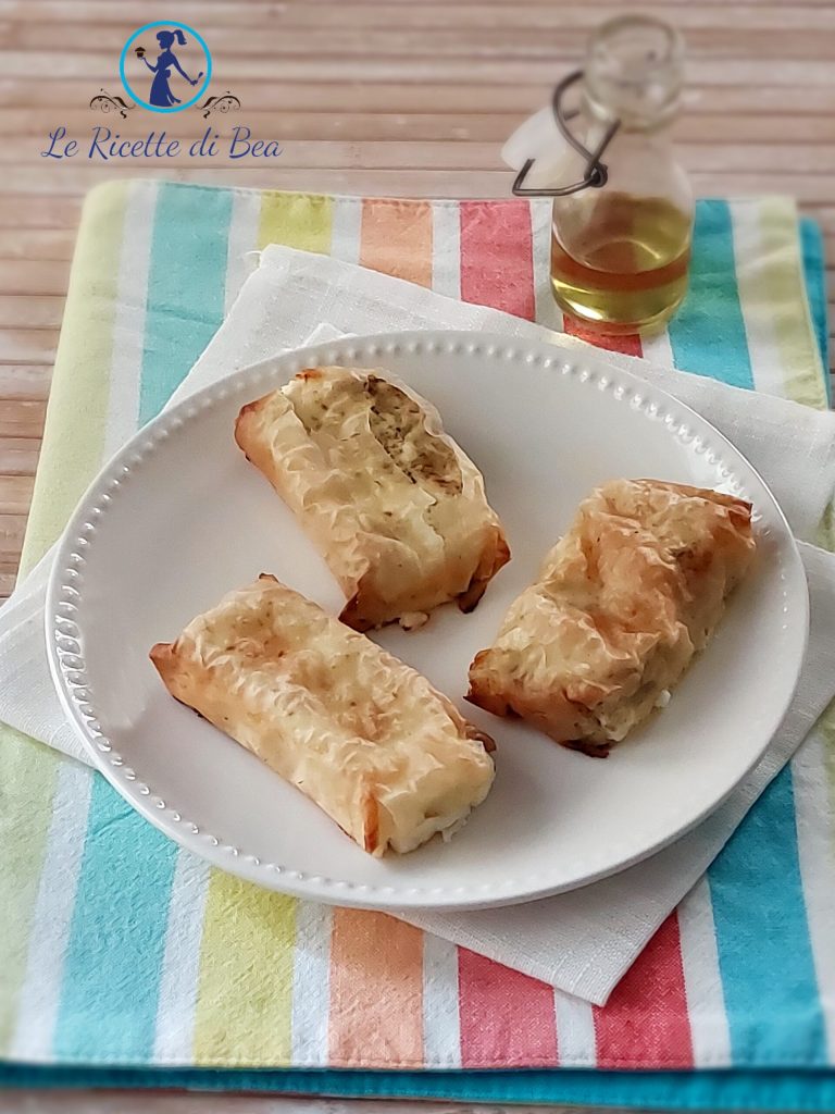 rolls with phyllo dough