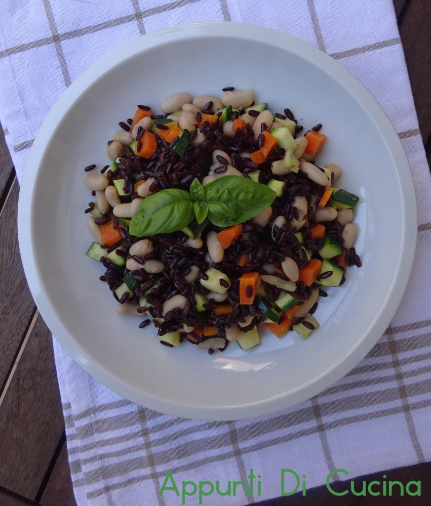 Black rice salad with vegetables