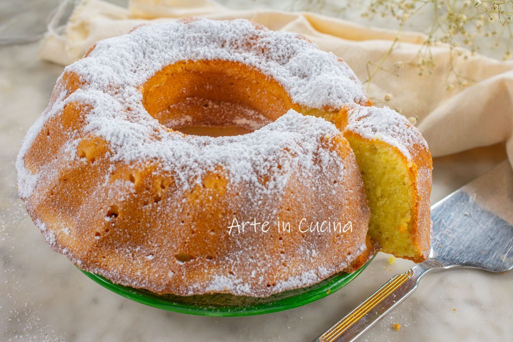 10 Minute Yogurt Bundt Cake