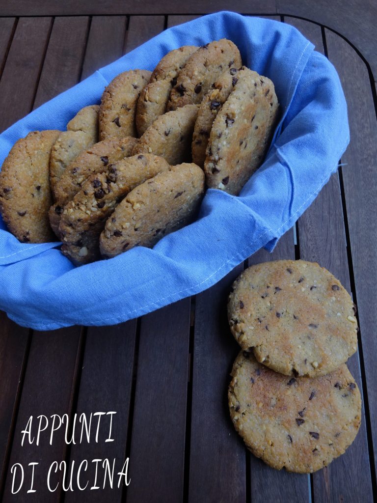 Rye and chocolate chip cookies