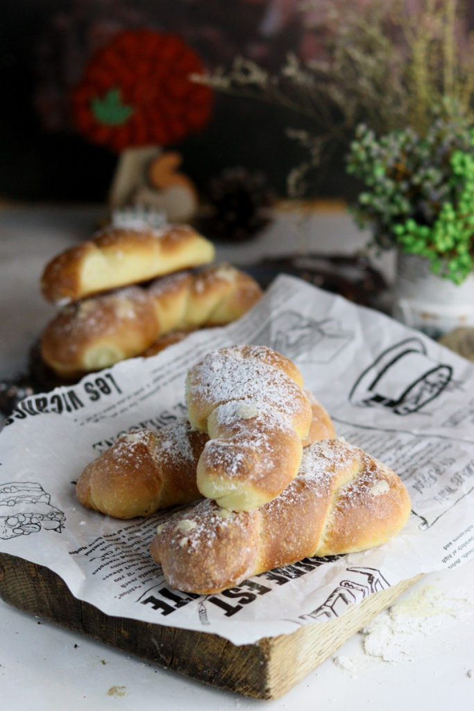Water brioche braids