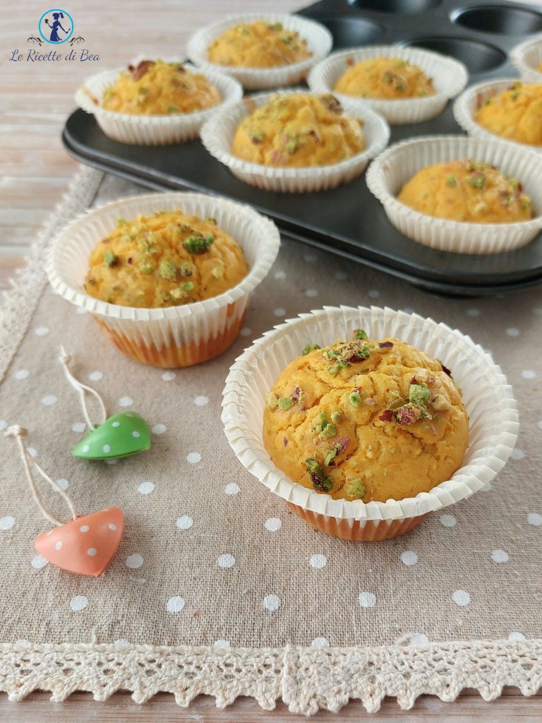 savory pumpkin muffins