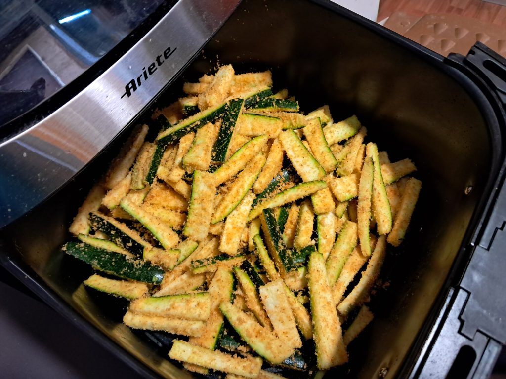 Crispy zucchini in air fryer