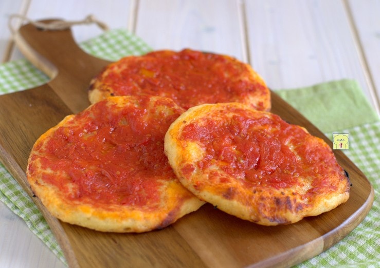 80s Red Mini Pizzas