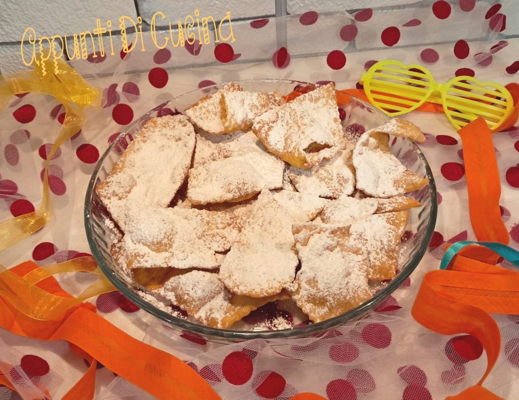 Carnival chiacchiere