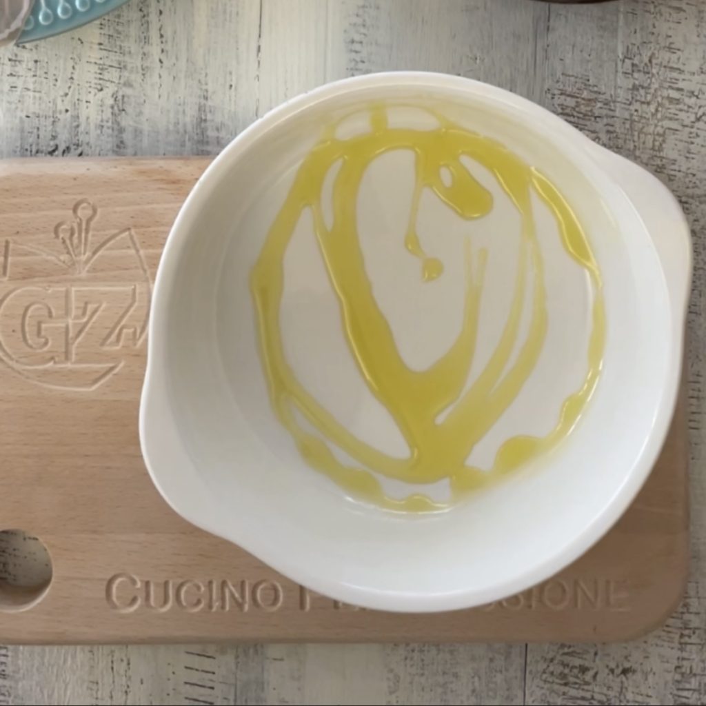 Baked scamorze with speck