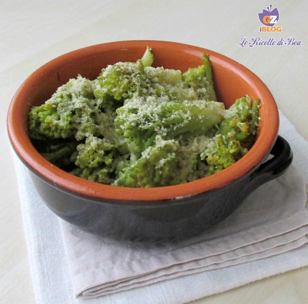 baked cacio e pepe broccoli