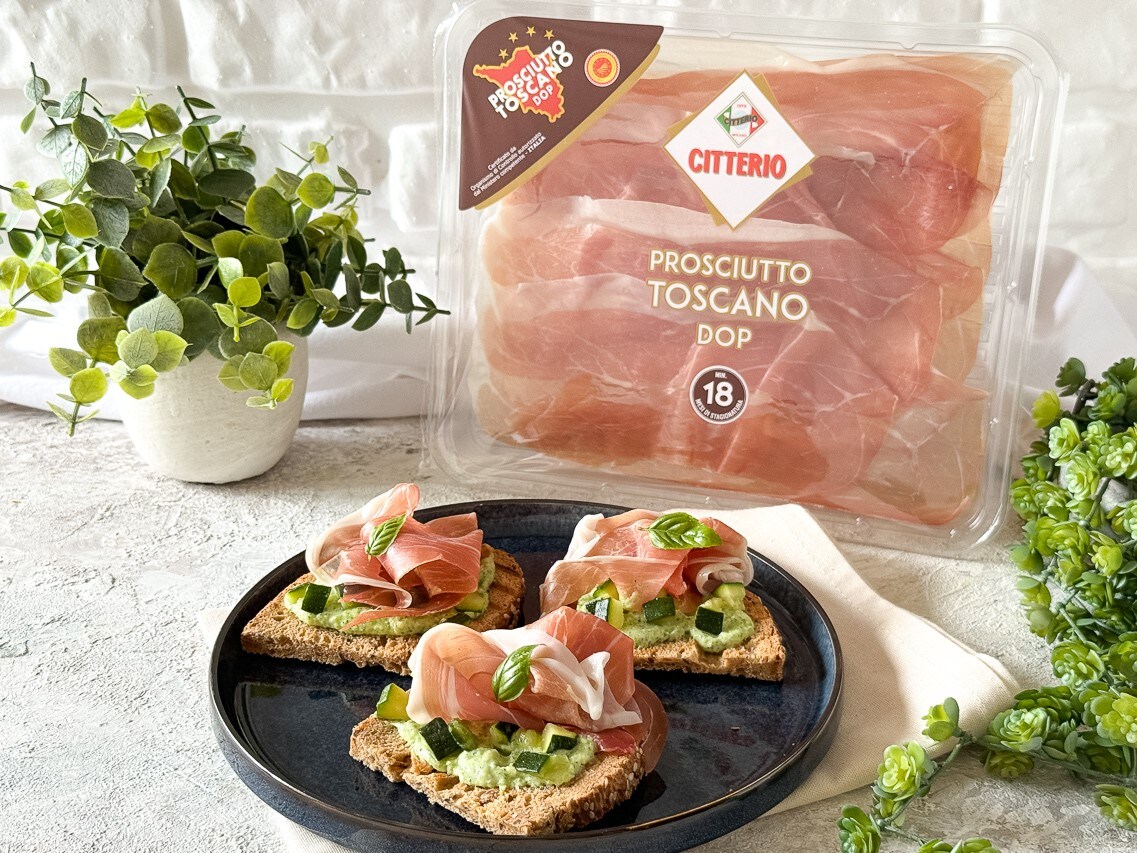 BRUSCHETTA WITH ZUCCHINI AND TUSCAN PDO CITTERIO PROSCIUTTO