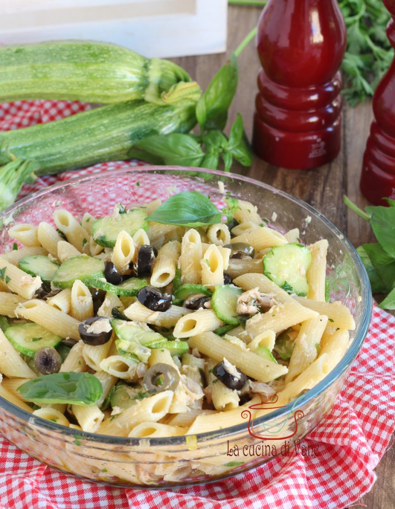 COLD PASTA WITH ZUCCHINI, TUNA, AND OLIVES