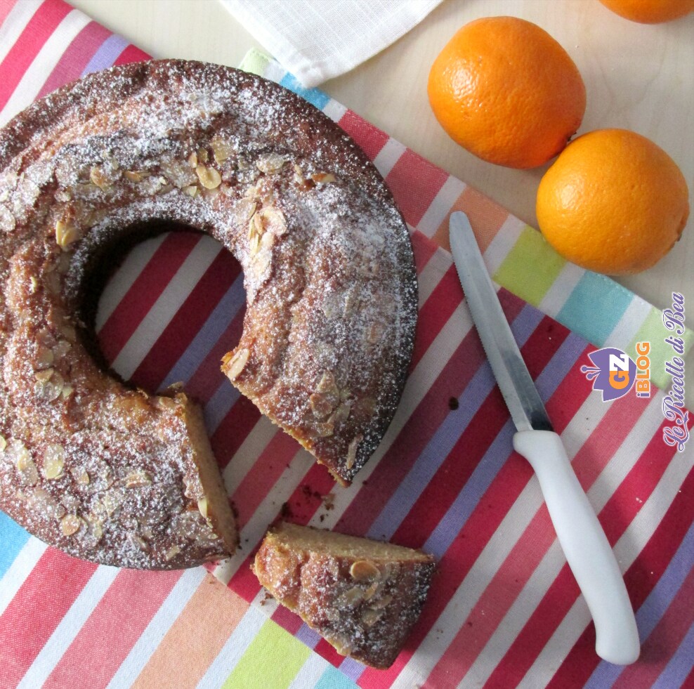 Ring Cake with Orange Juice and Almonds