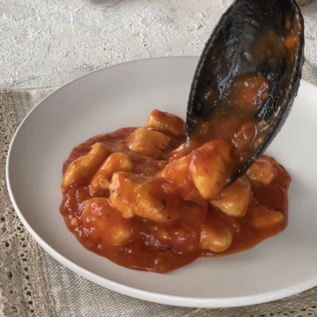 Chicken breast with tomato