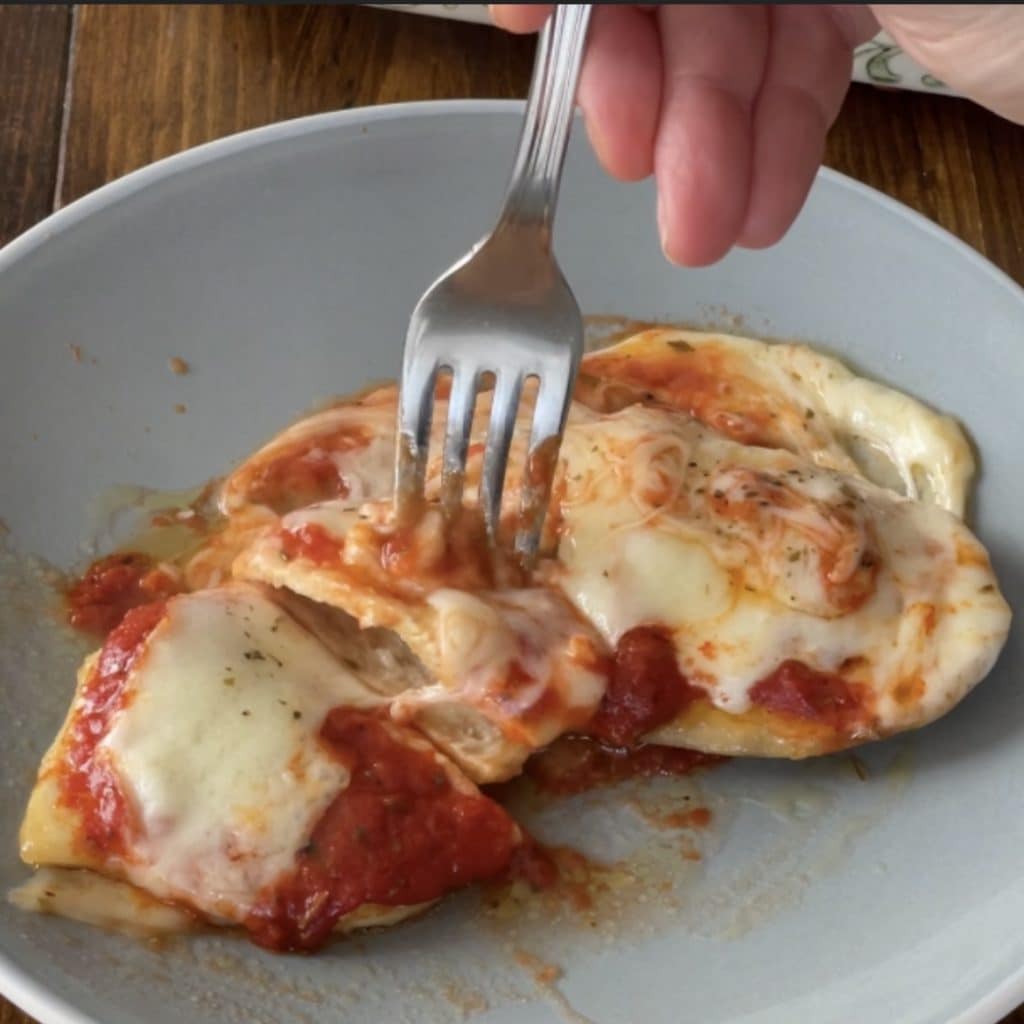 Chicken scallopini pizzaiola style