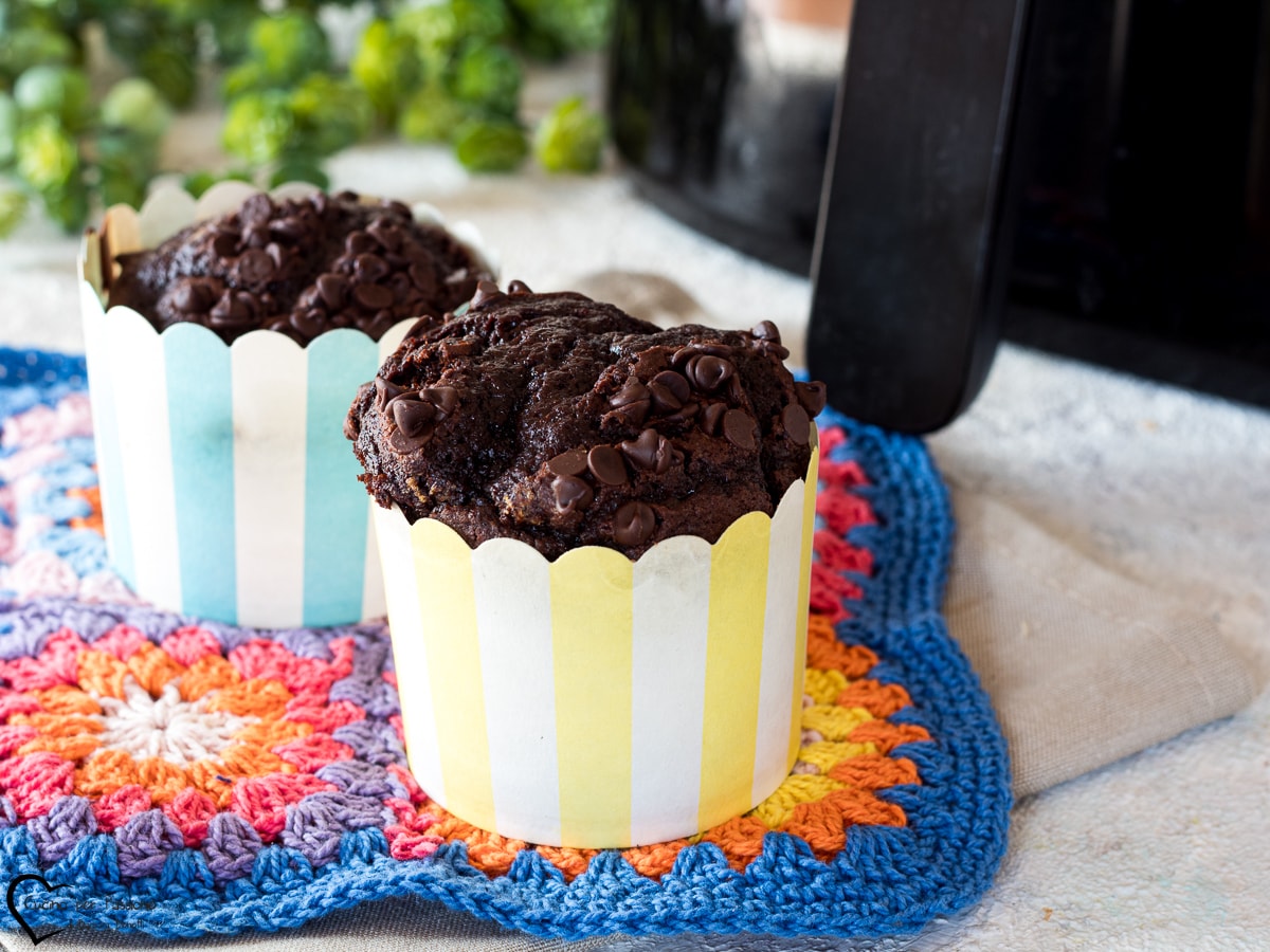 CHOCOLATE MUFFINS IN AIR FRYER