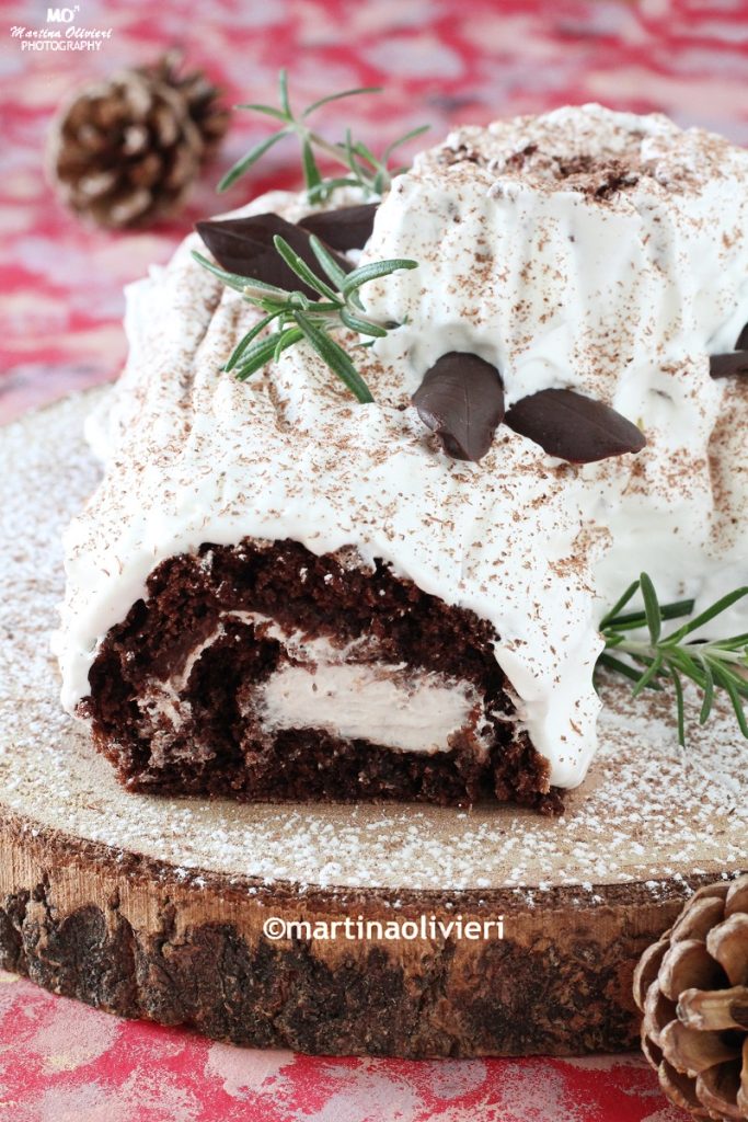 Christmas Log with Chestnut Cream