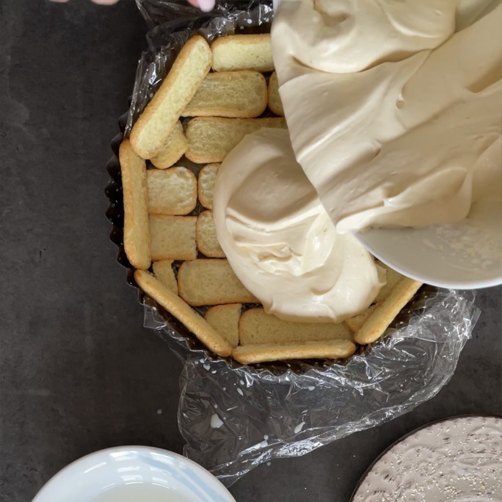 Cold Cake with Paradise Cream