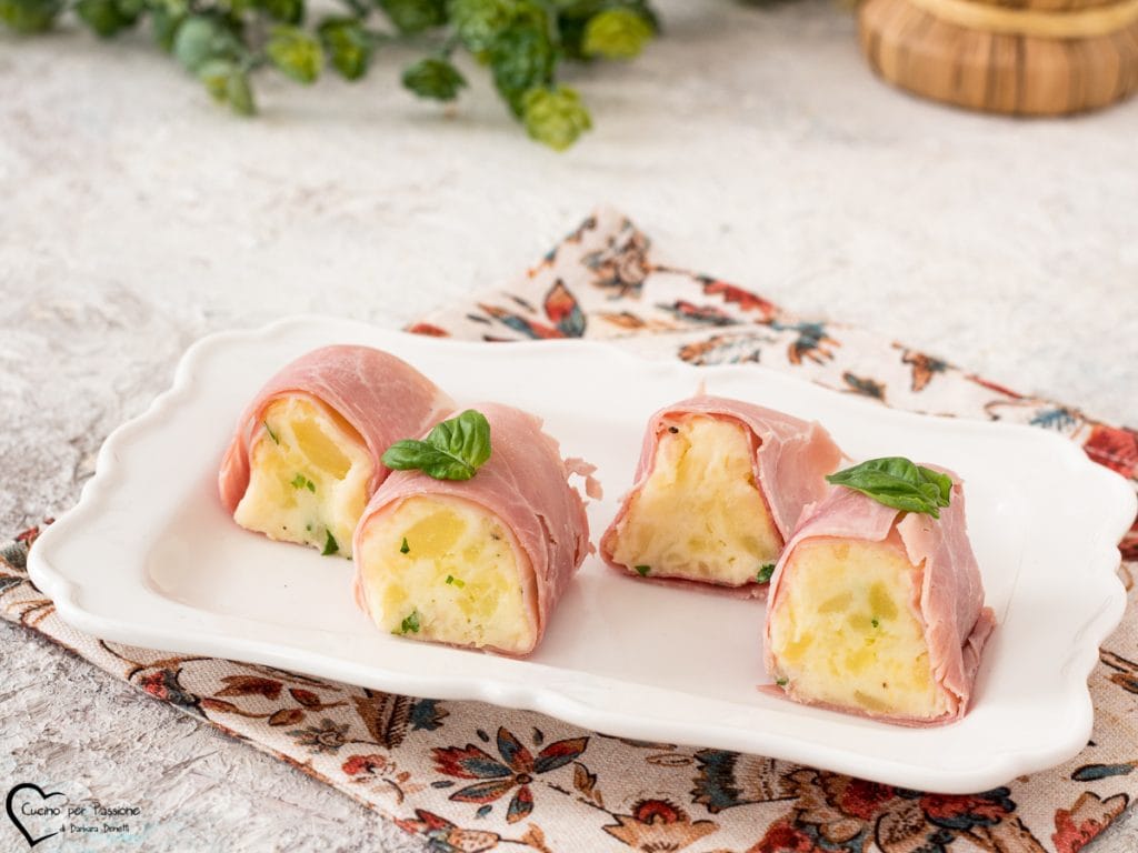 Cold cooked ham rolls