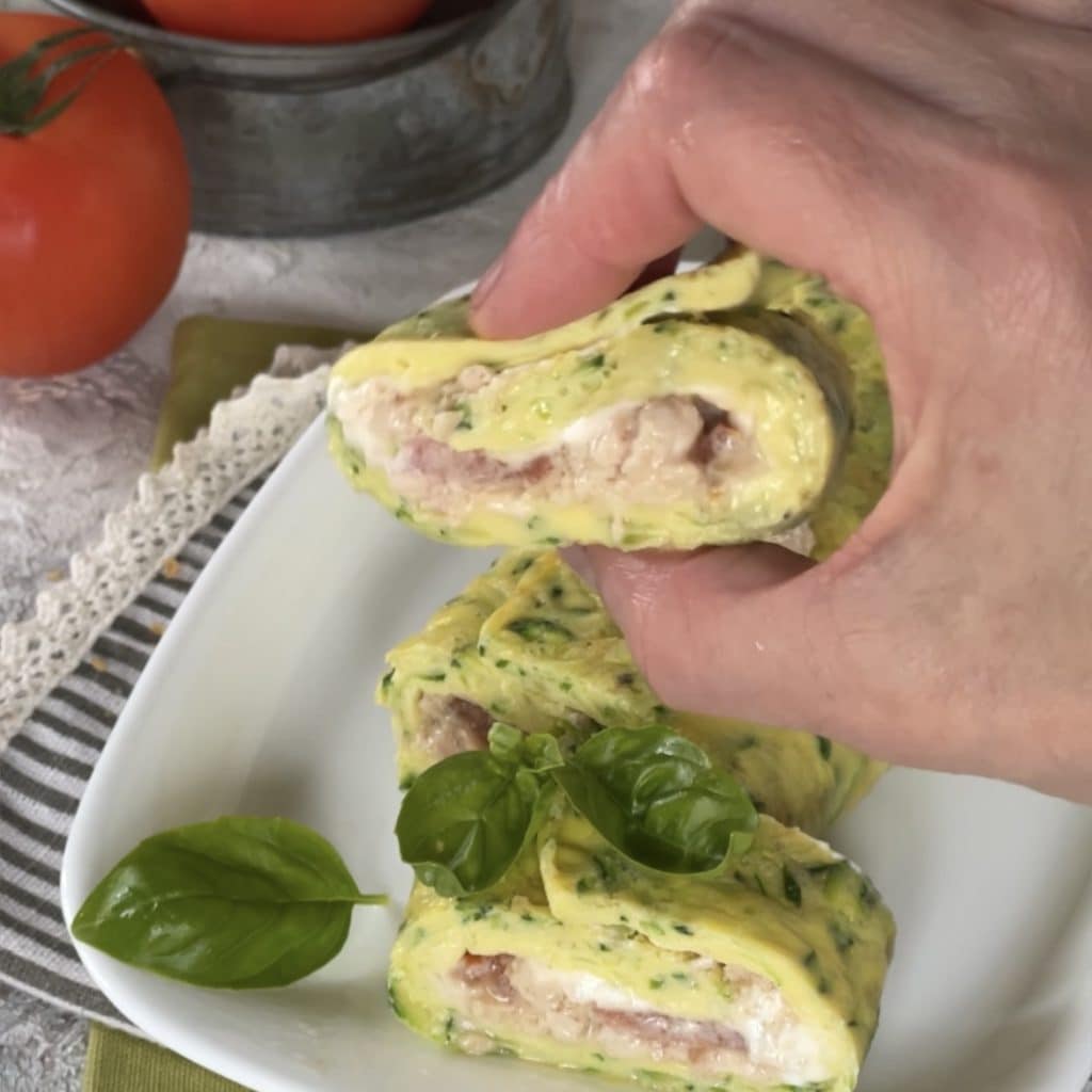 Cold omelet roll with tuna