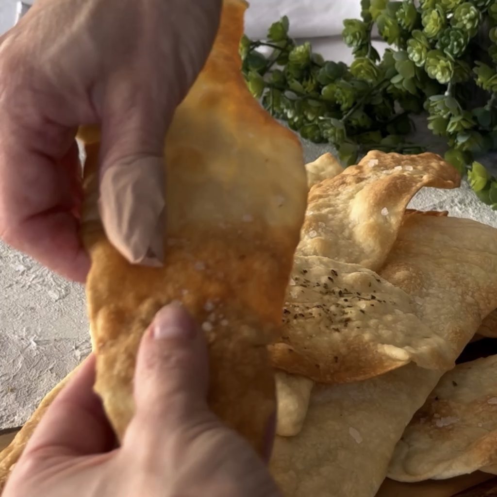 Crispy Flatbread without Yeast