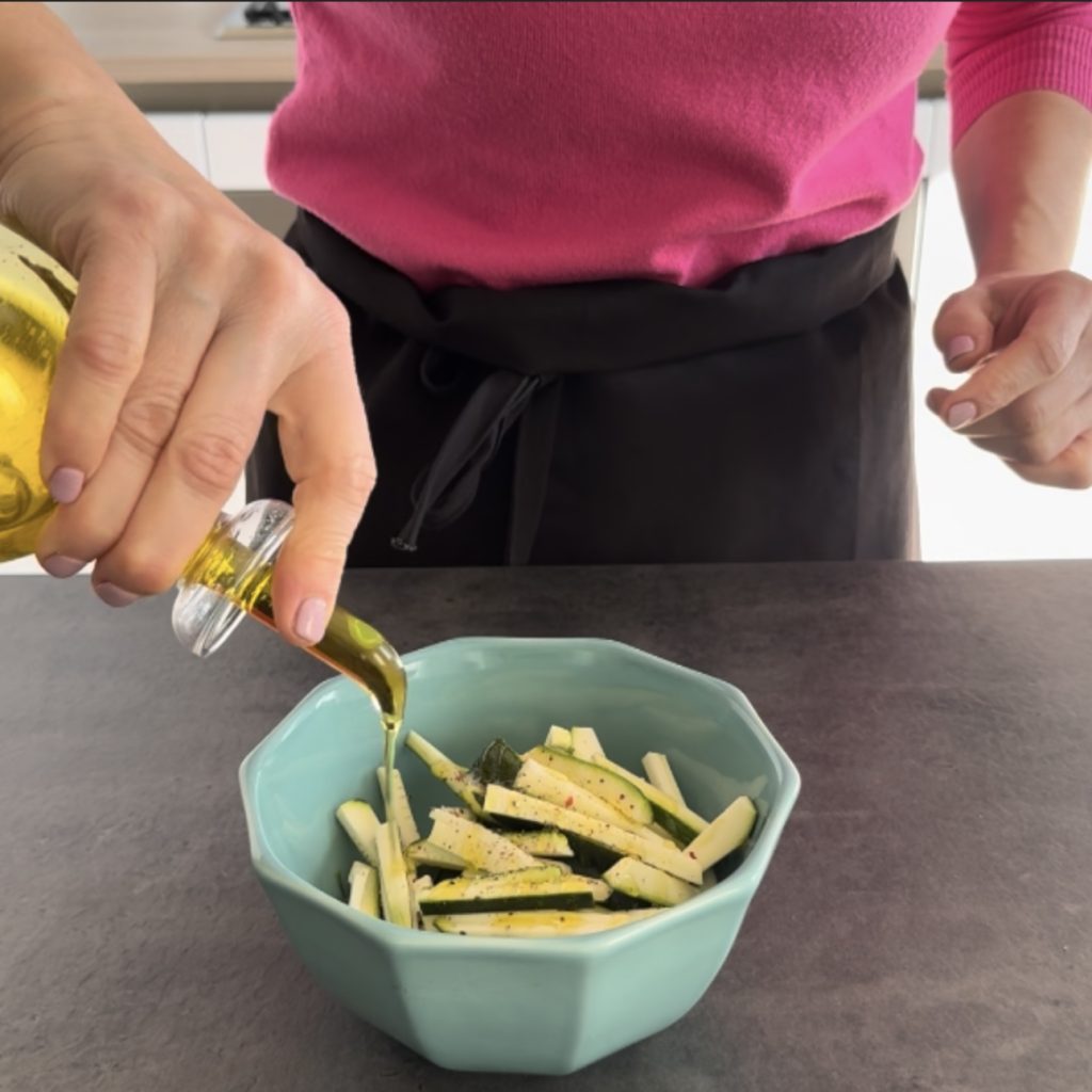 Crispy zucchini in air fryer