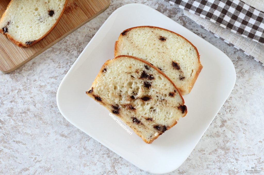 Egg White and Greek Yogurt Pound Cake