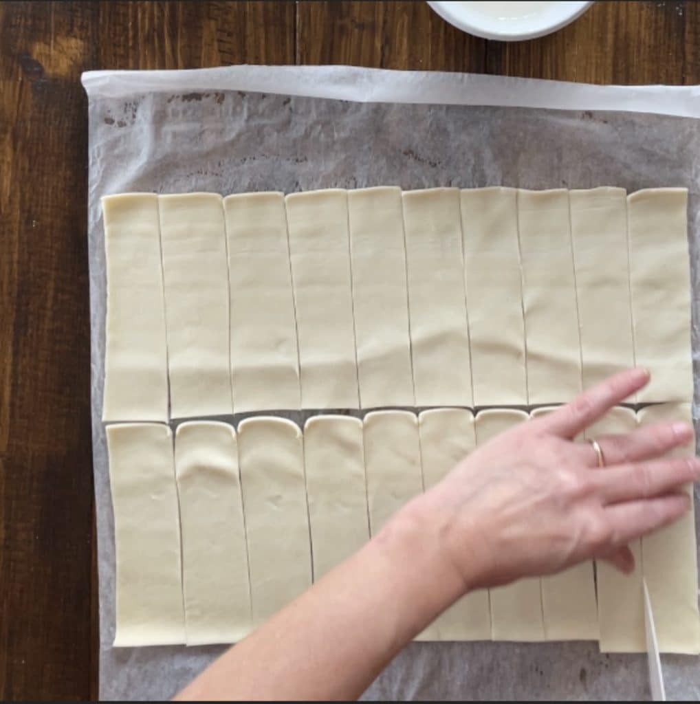 Glazed puff pastries