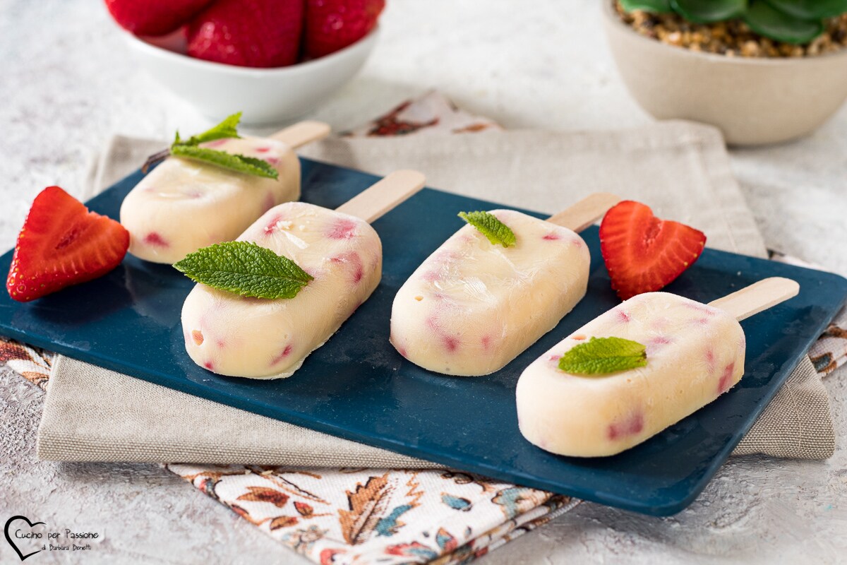 GREEK YOGURT ICE CREAM