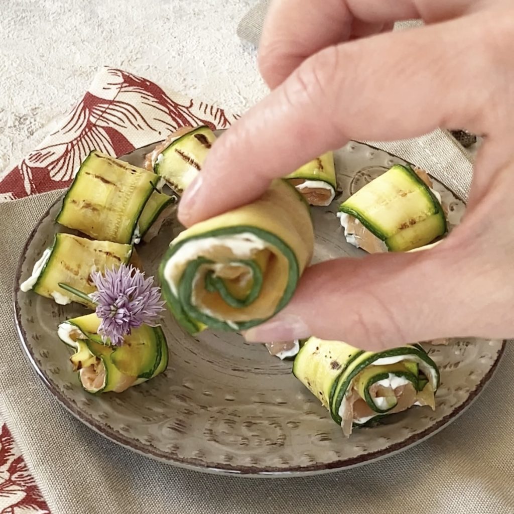 Grilled Zucchini Rolls with Philadelphia