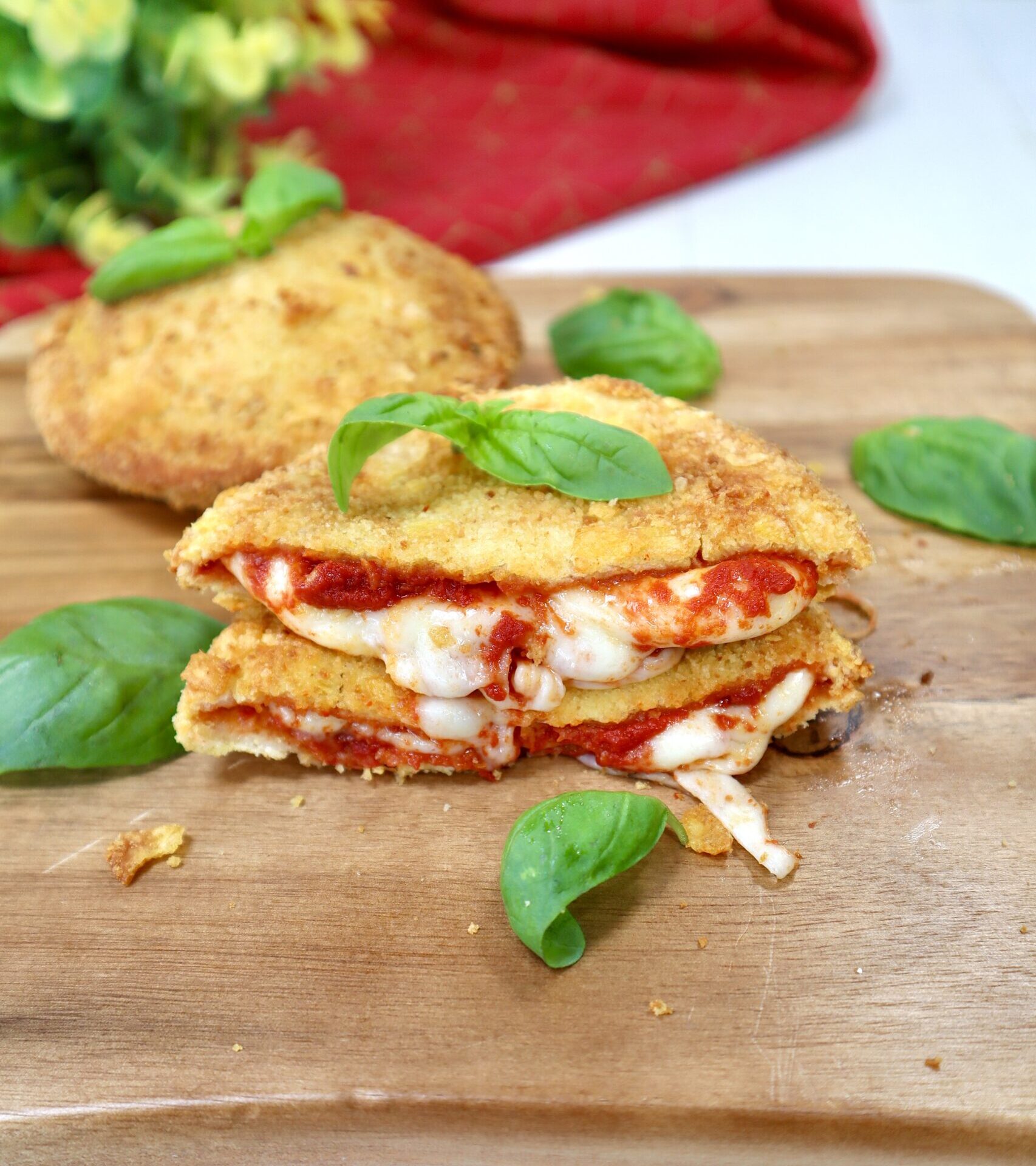 Bread Medallions with Pizza Sauce in Air Fryer