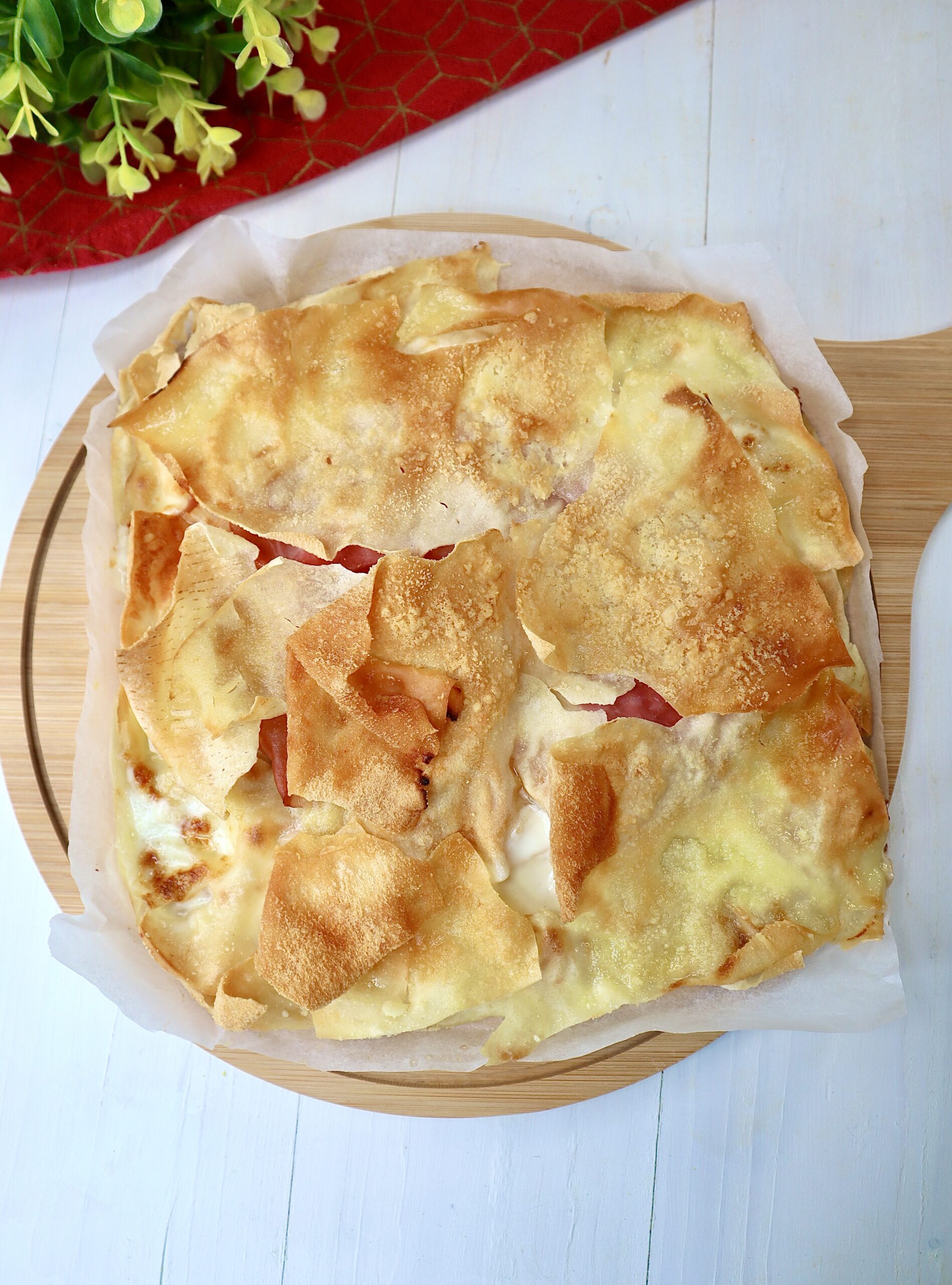 Carasau Bread Focaccia with Stracchino and Ham