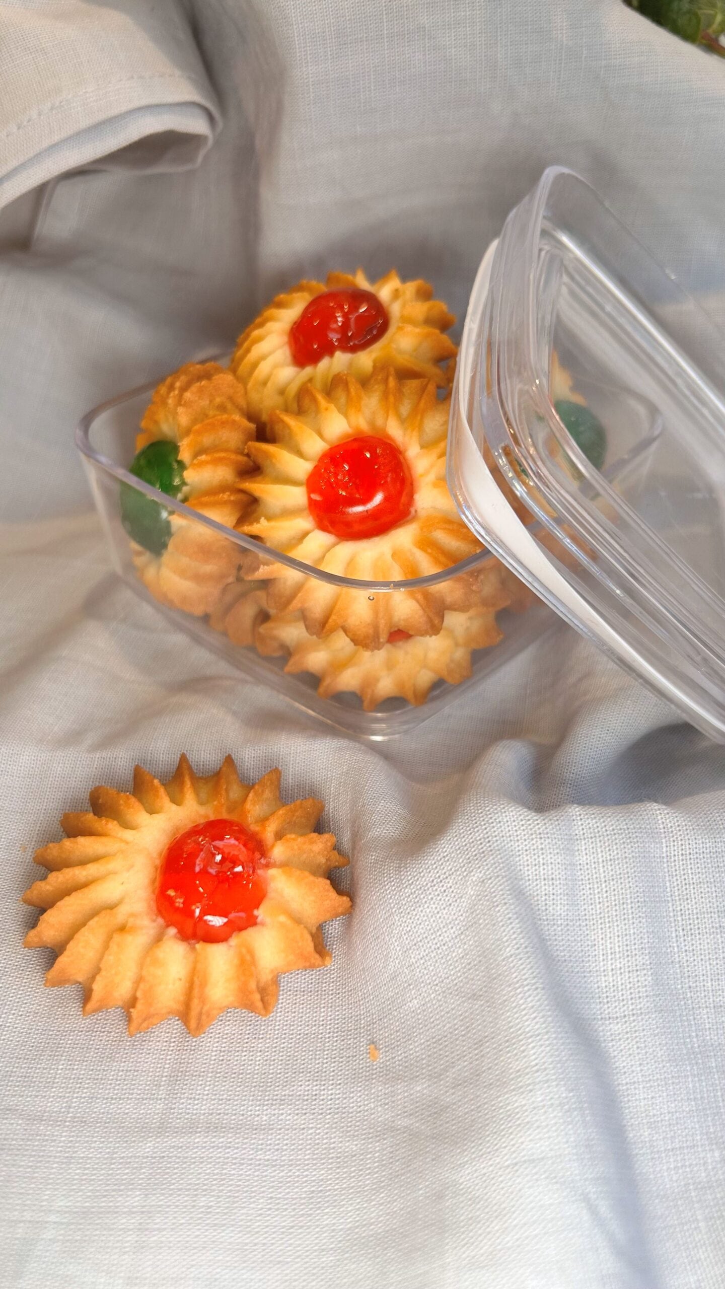 Whipped Shortbread Tea Cookies