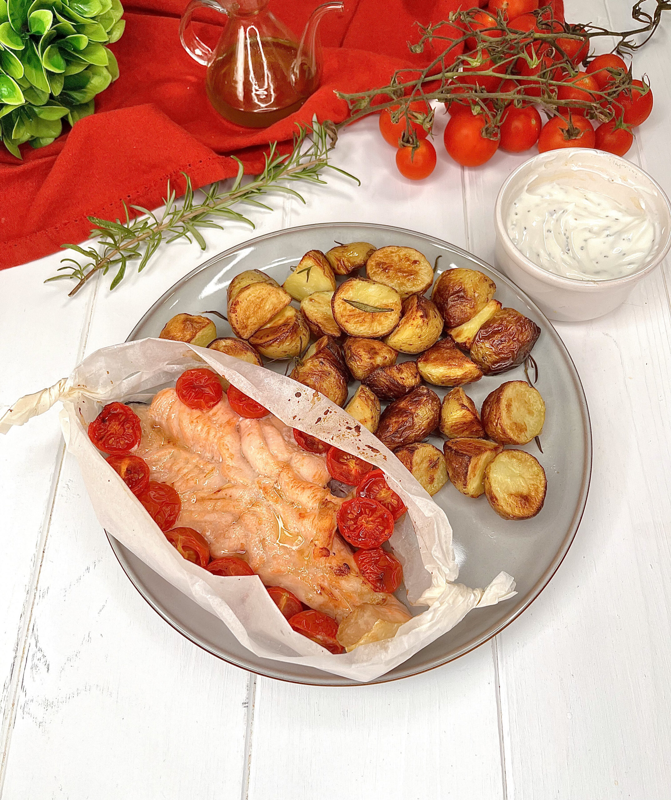 Salmon with Cherry Tomatoes in Air Fryer