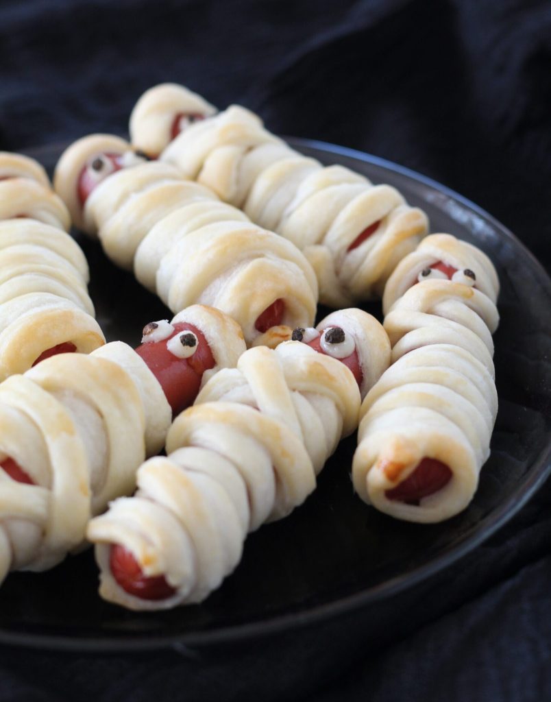 mummy hot dogs with puff pastry