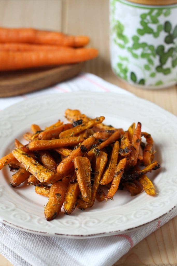 oven-baked carrot sticks