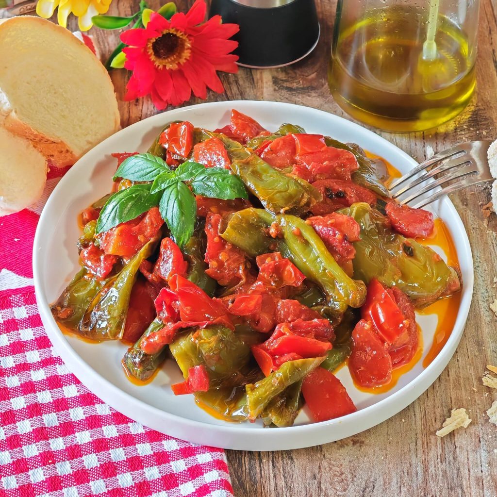 Friggitelli with Tomato