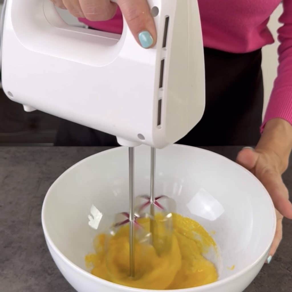 Lemon muffins in air fryer