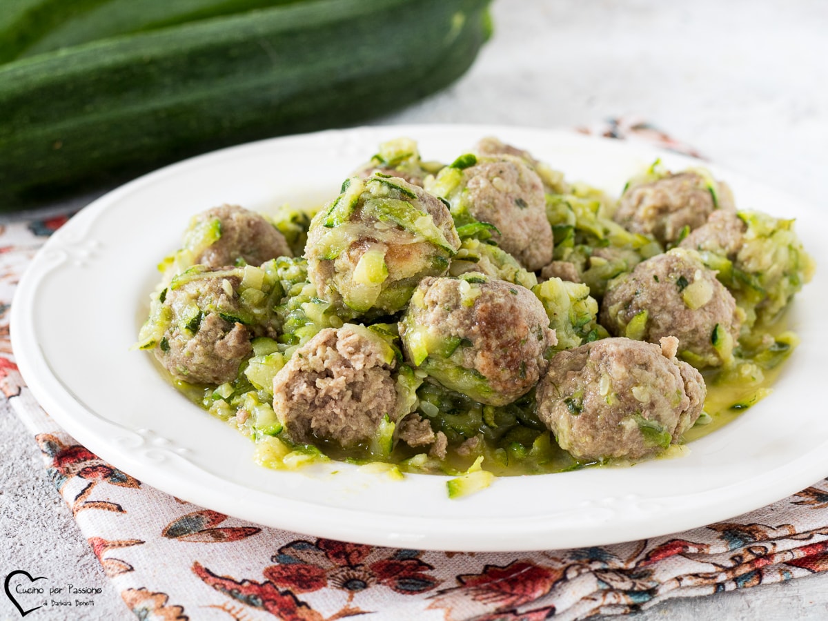 MEATBALLS WITH ZUCCHINI