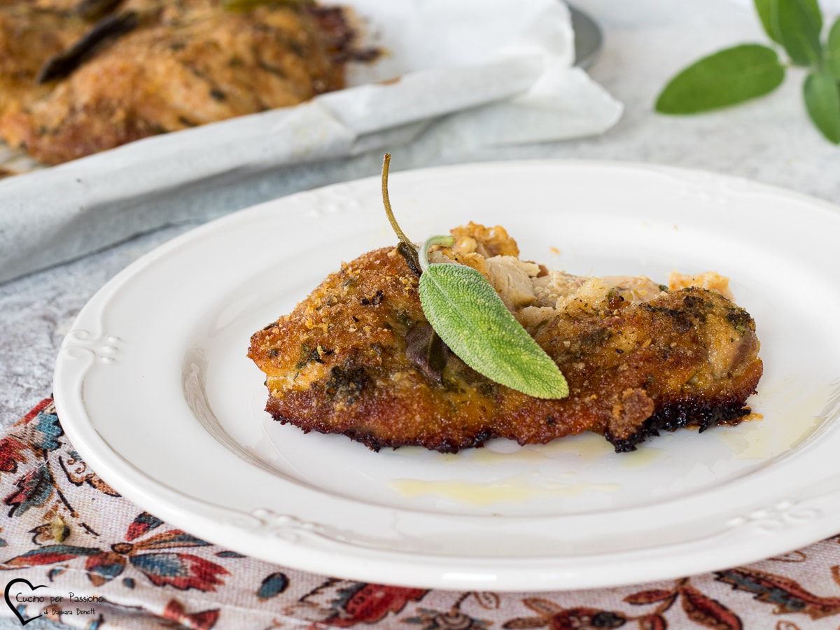 OVEN-BAKED BONELESS CHICKEN THIGHS