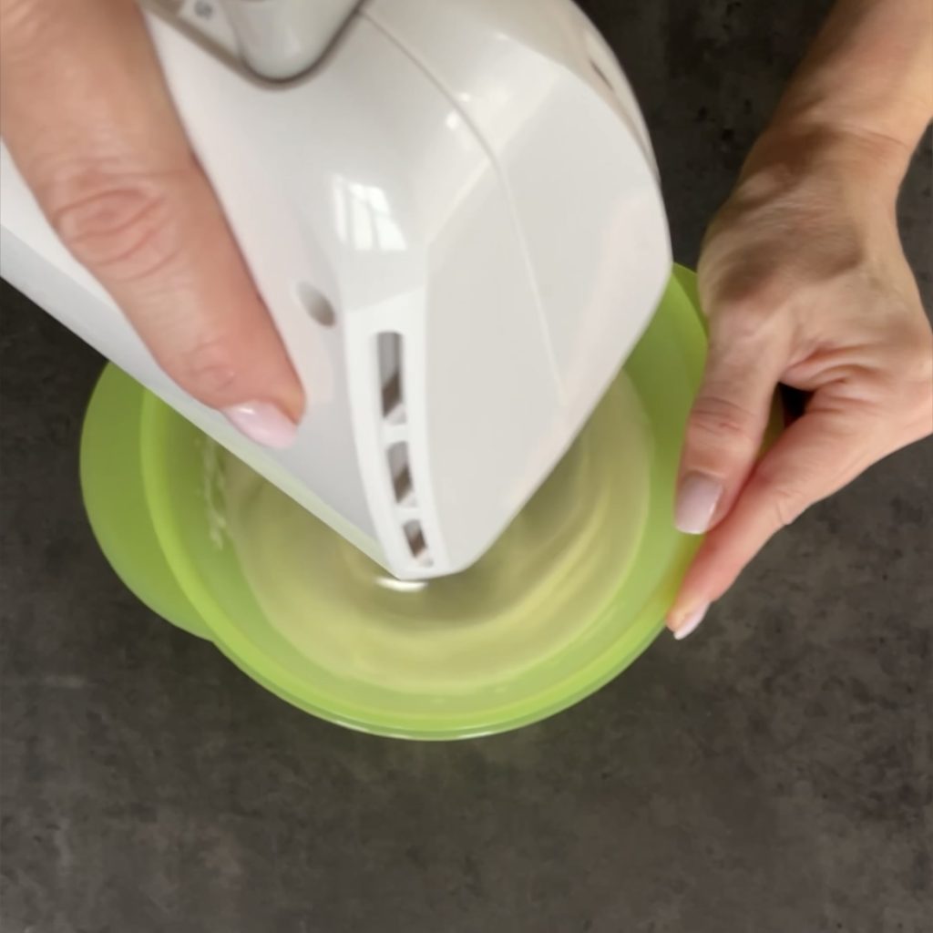 PISTACHIO MUFFINS pistachio soufflé