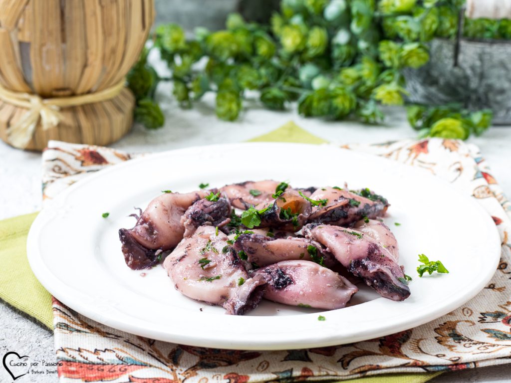 Pan-fried baby squid