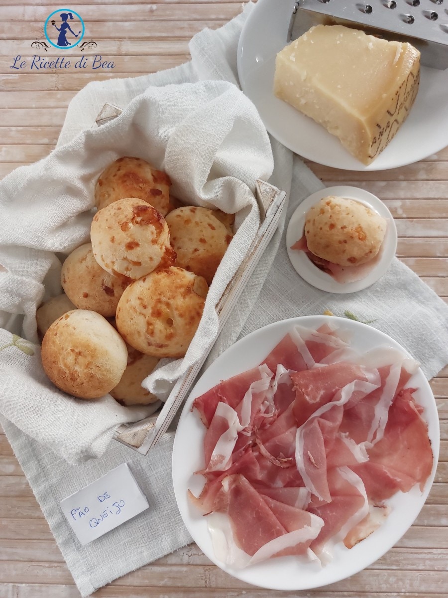 Pão de Queijo Traditional Brazilian Cheese Bread Recipe