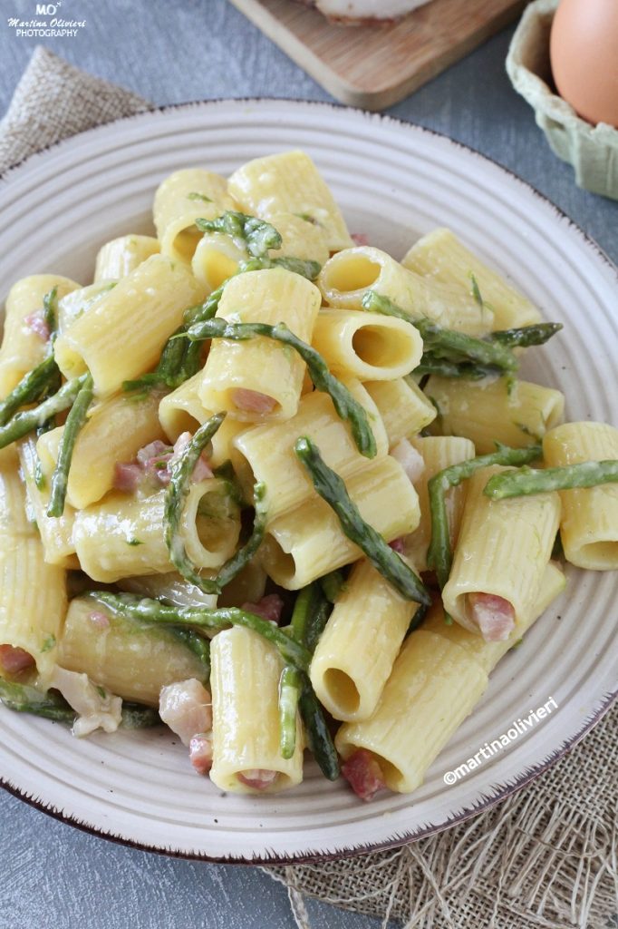 Pasta Carbonara with Asparagus