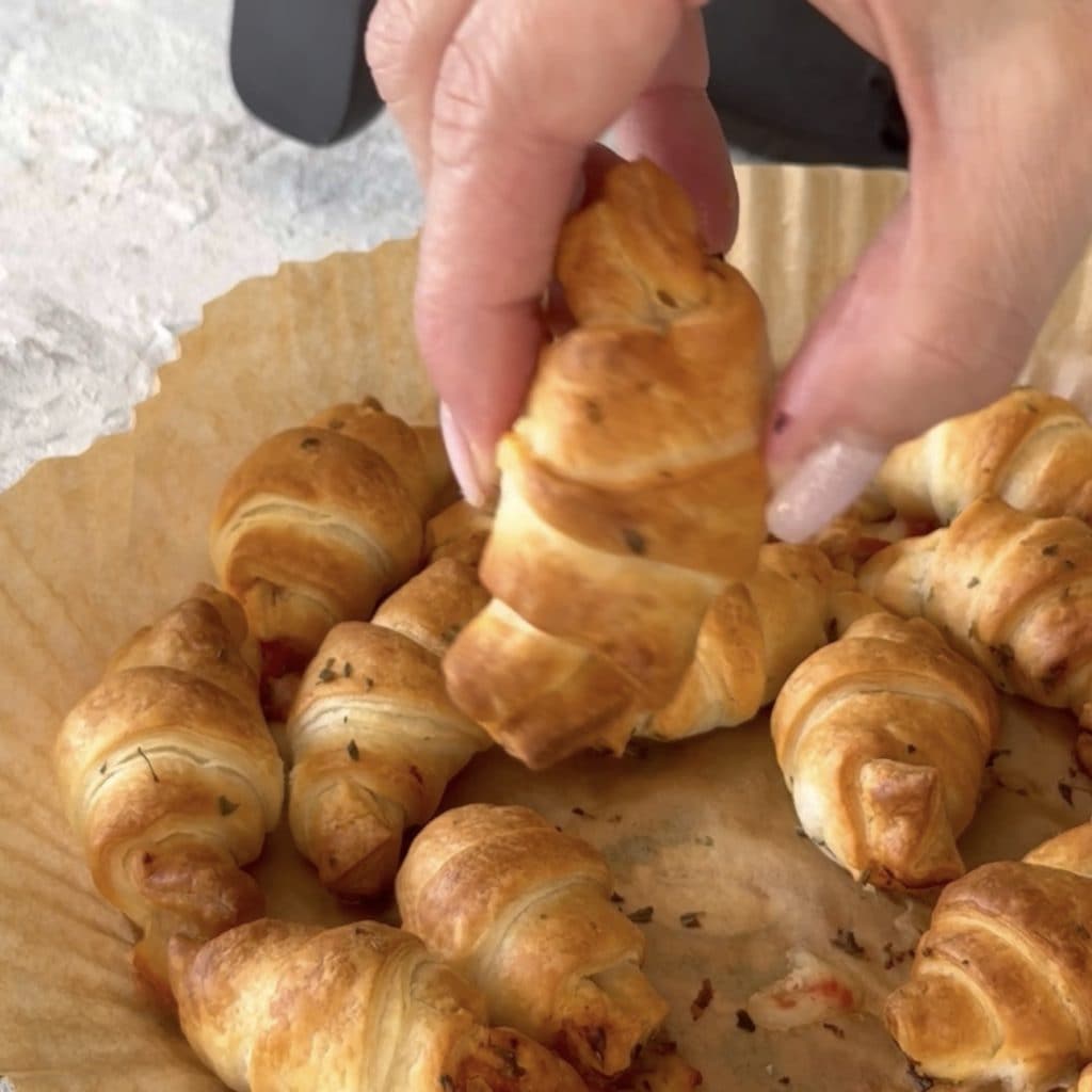 Puff pastry croissants in air fryer