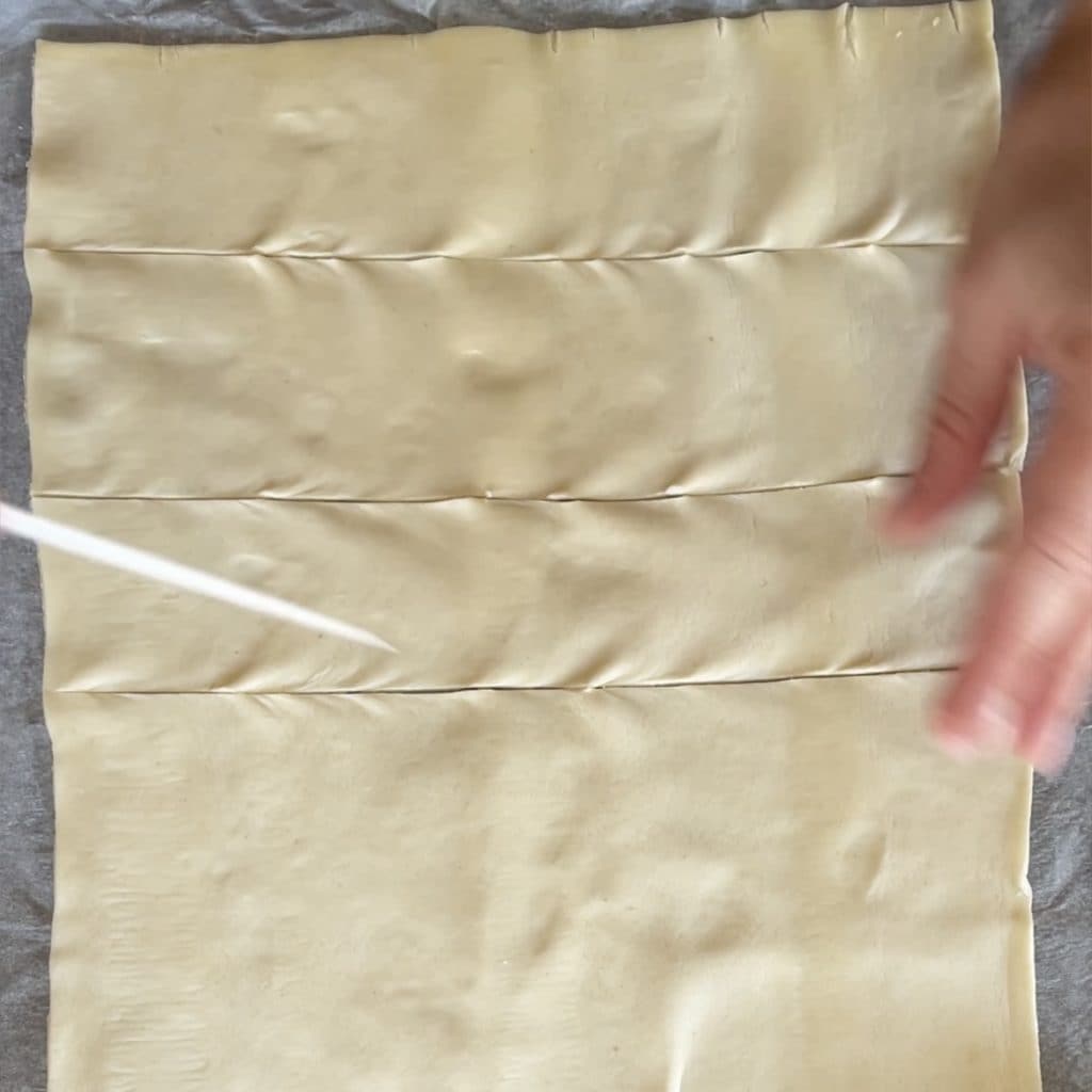 puff pastry pizza swirls