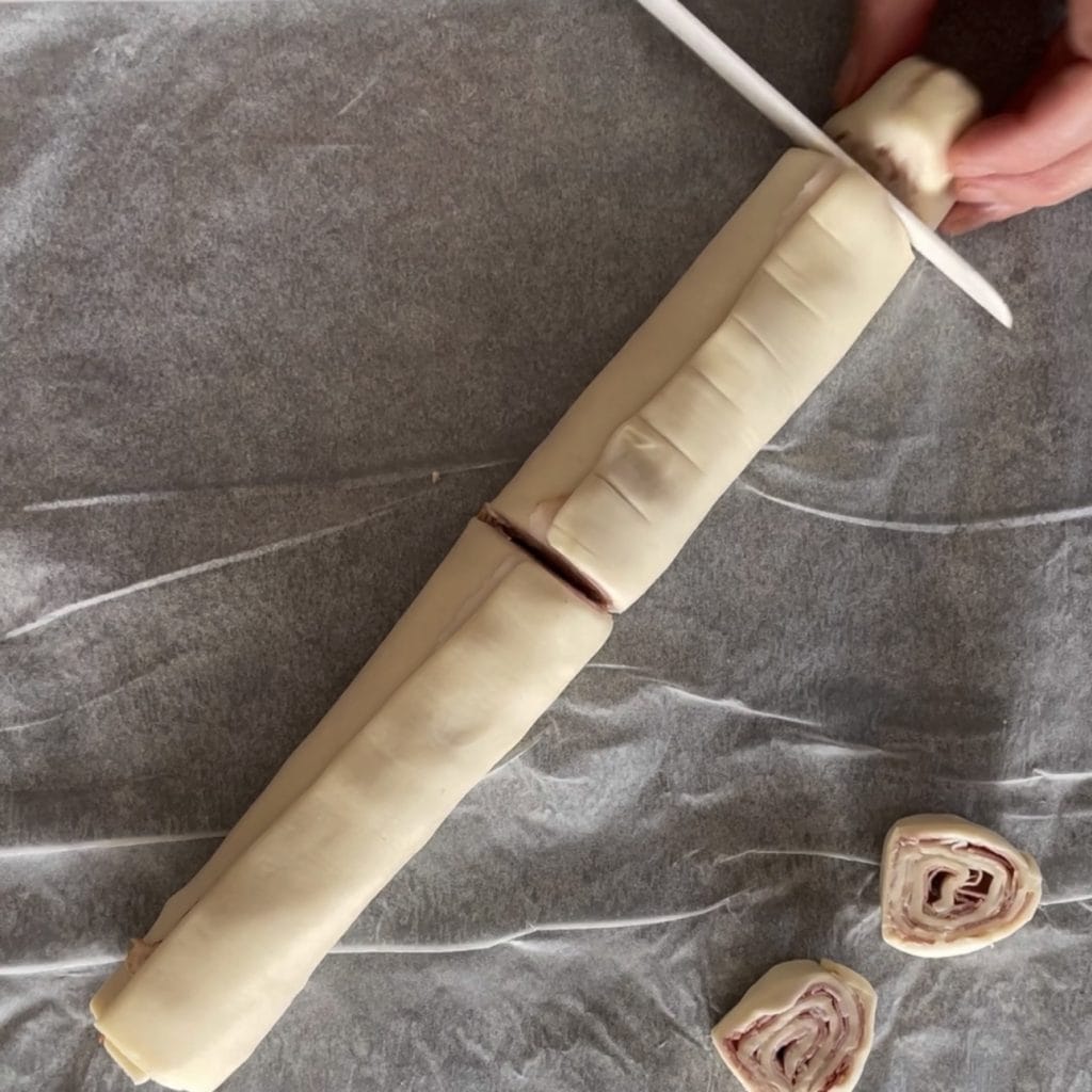 Savory puff pastry Christmas tree