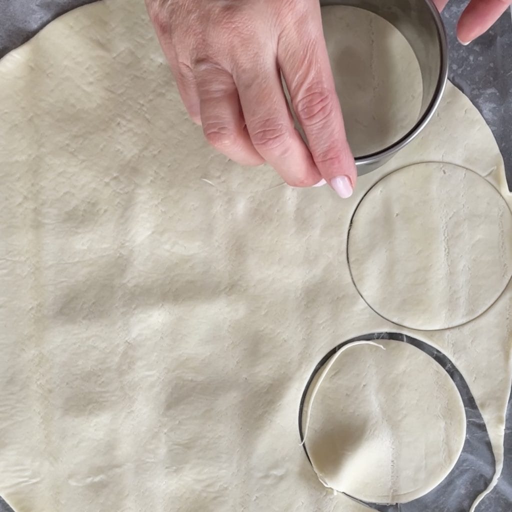 Shortcrust Pastry Baskets filled with ham