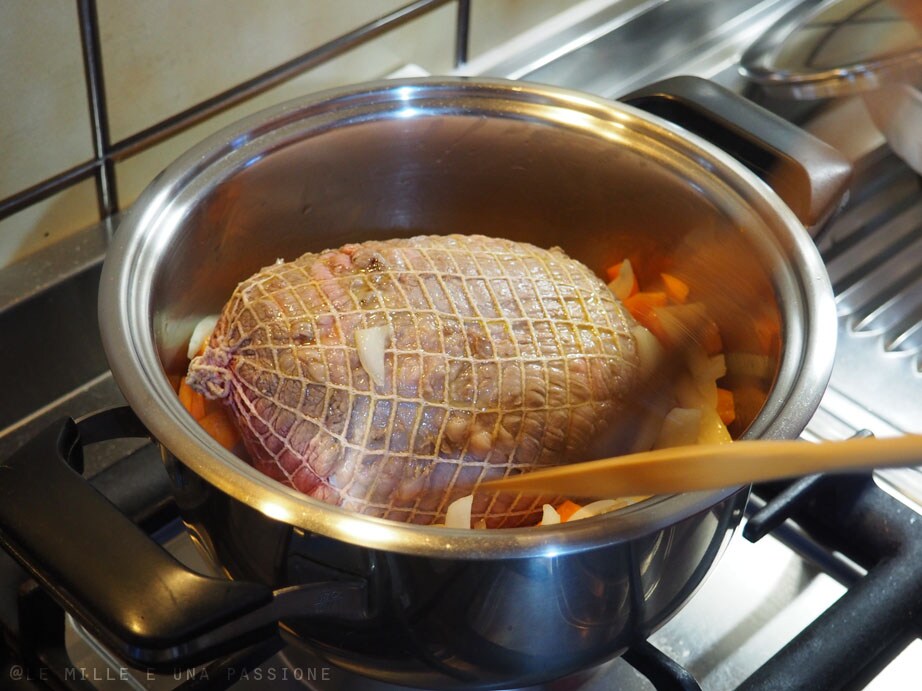 Roast in pot