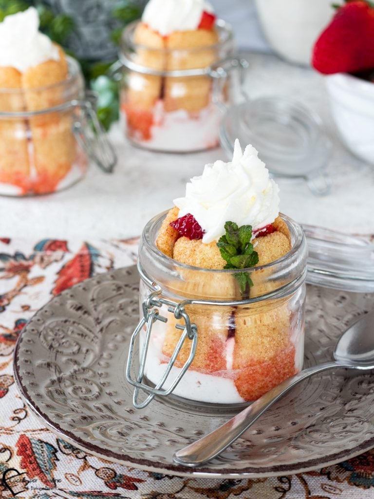 Strawberry and cream cup